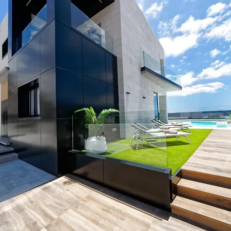 Sant Villa *